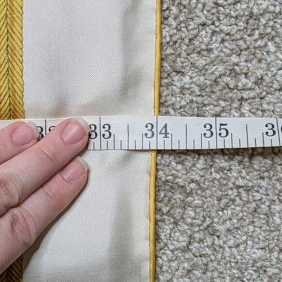 Vintage HERMÈS "Les Armes de Paris" by Hugo Grygkar 1954 Rare Silk Scarf 34"inch - Picture 5 of 6